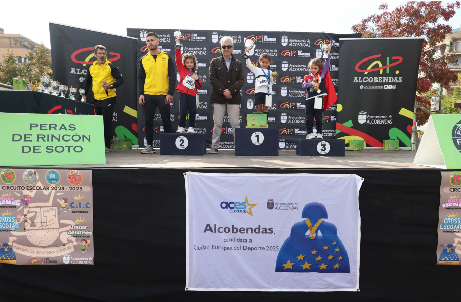 XXXIV Milla Escolar, entrega de trofeos
