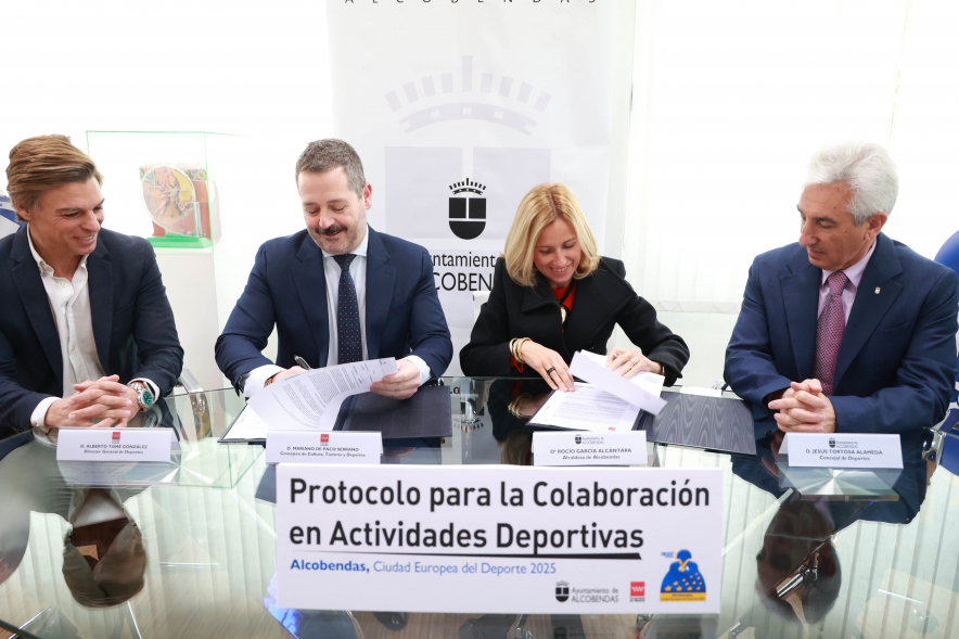 Firma de Protocolo para la Colaboración  en Actividades Deportivas, acto de firma