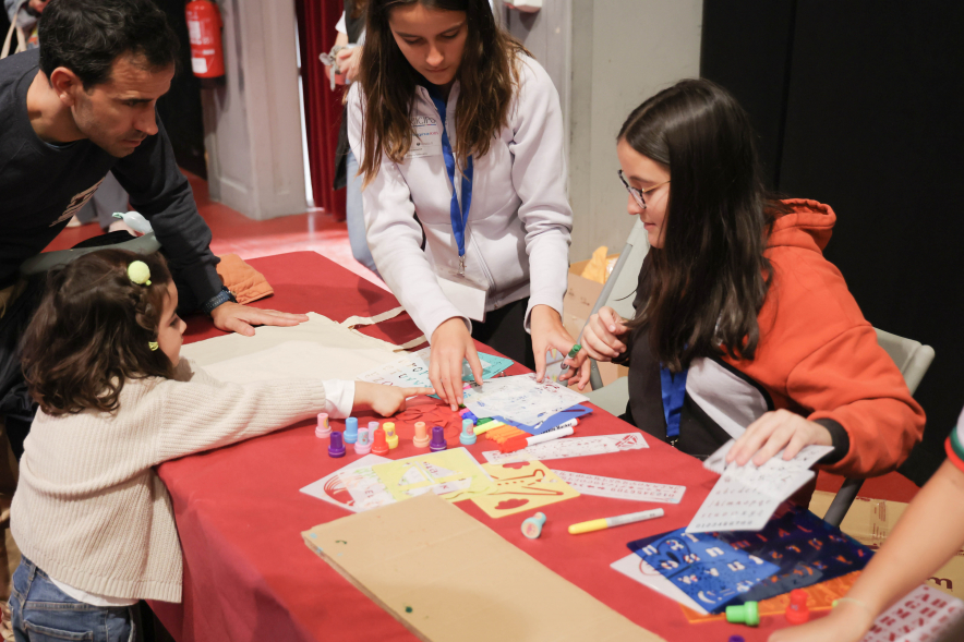 Gran Fiesta del Día Universal de la Infancia, juegos