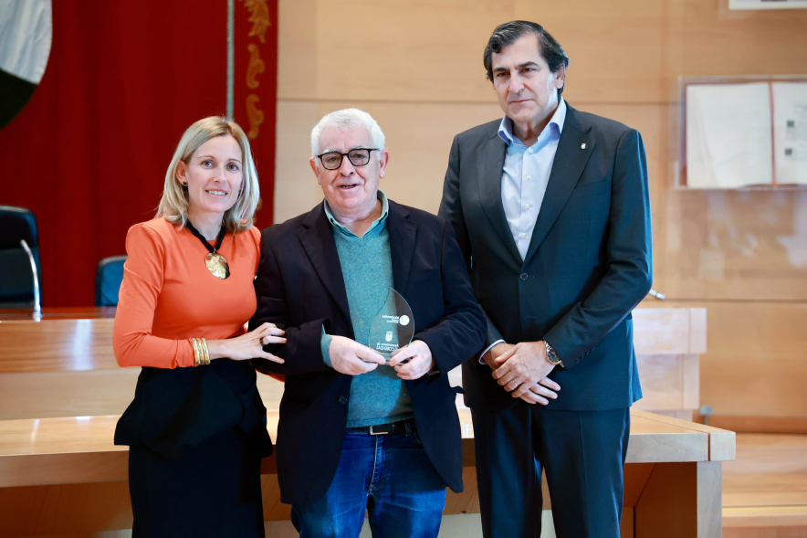Homenaje a profesores jubilados, posado