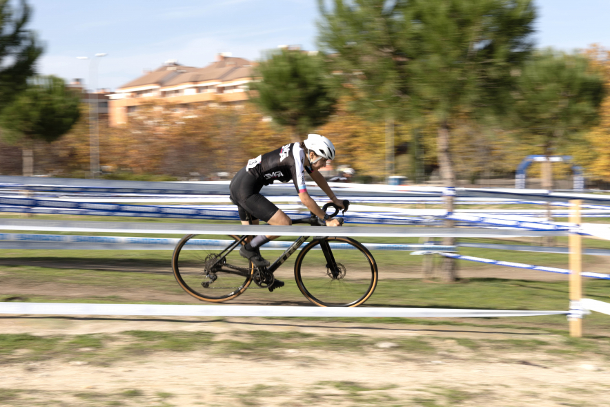 XII Ciclocross Ciudad de Alcobendas EnBici, ciclista compitiendo