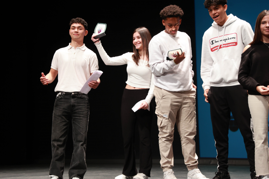 Jornada "Pon Fin", alumnos premiados