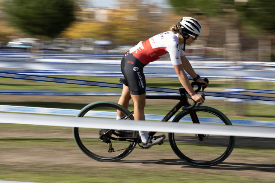XII Ciclocross Ciudad de Alcobendas EnBici, ciclista compitiendo