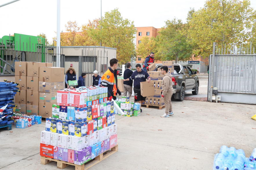 Alcobendas se solidariza con los afectados por las inundaciones de la DANA en la Comunidad Valenciana, recogida de alimentos