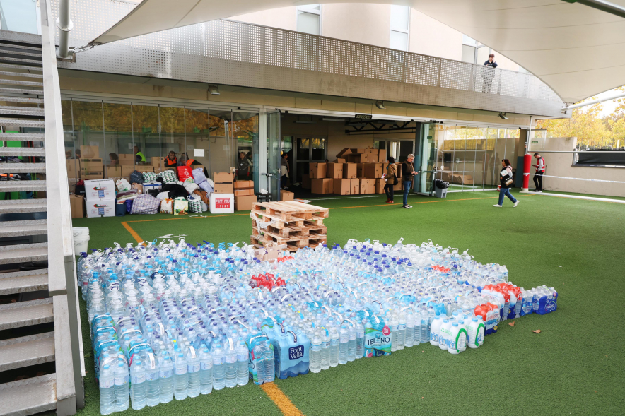 Alcobendas se solidariza con los afectados por las inundaciones de la DANA en la Comunidad Valenciana, recogida de alimentos
