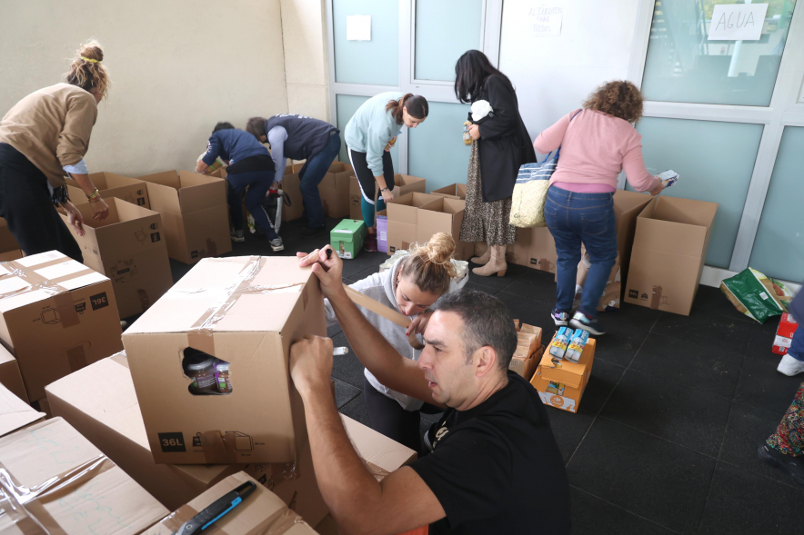 Alcobendas se solidariza con los afectados por las inundaciones de la DANA en la Comunidad Valenciana, recogida de alimentos