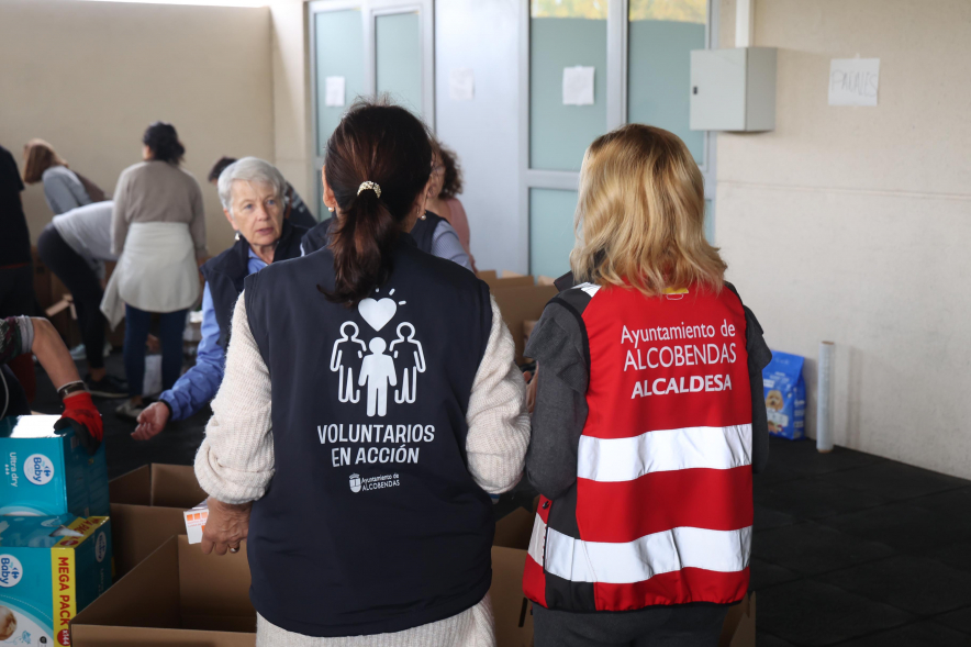 Alcobendas se solidariza con los afectados por las inundaciones de la DANA en la Comunidad Valenciana, recogida de alimentos
