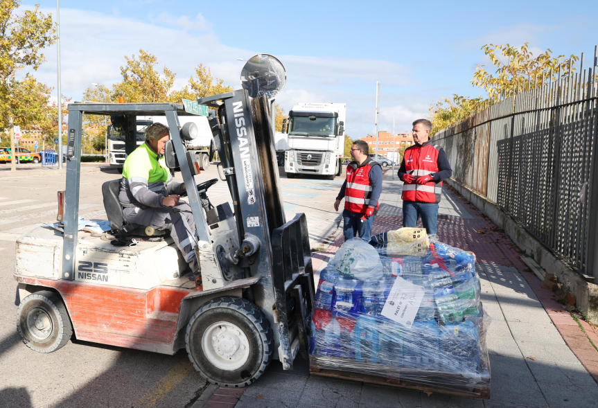 Recogida urgente de alimentos y productos de higiene para los afectados por la DANA en la Comunidad Valenciana, recogida de alimentos