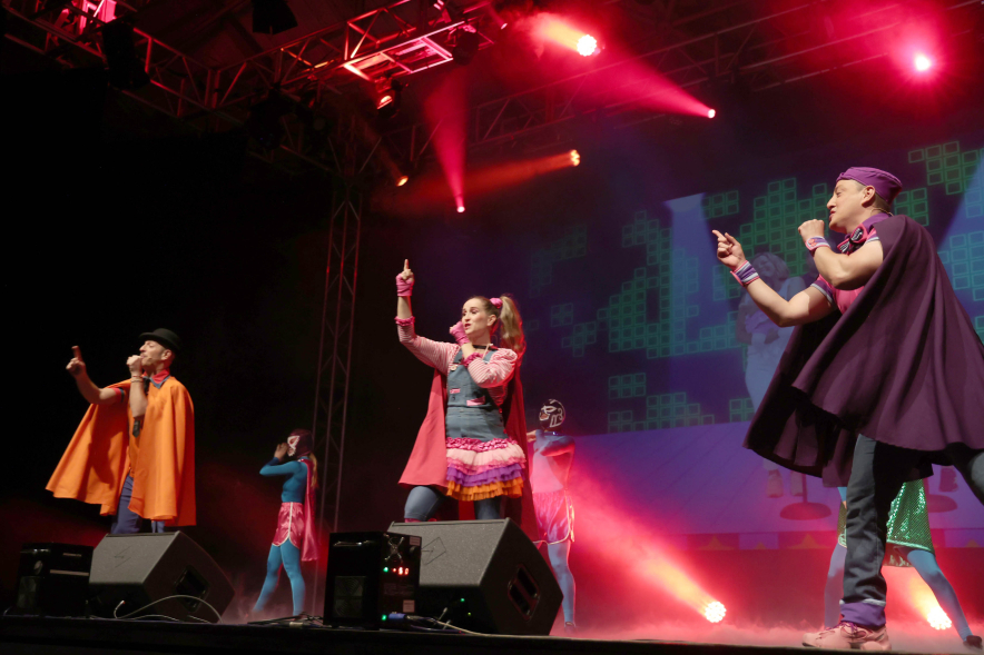 Musical Pica - Pica: "¡Hola Caracola!", actuación en La Esfera