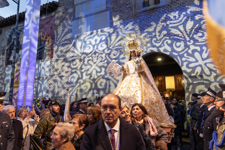 Procesión de la Virgen de la Paz, salida Virgen de la Iglesia de San Pedro