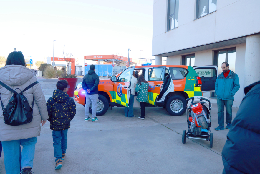 Día de puertas abiertas de la Policía Local, visita a las instalaciones