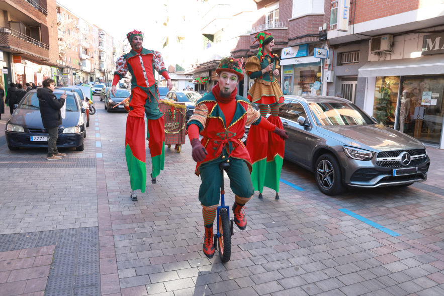 Visita de Papá Noel y Gran Pasacalle de Imagina Kids, Pasacalle