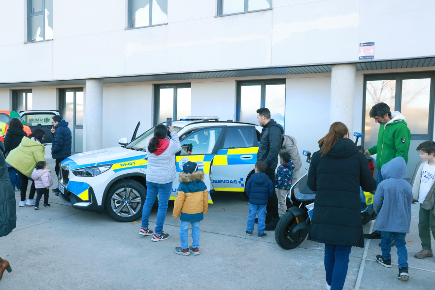 Día de puertas abiertas de la Policía Local, visita a las instalaciones