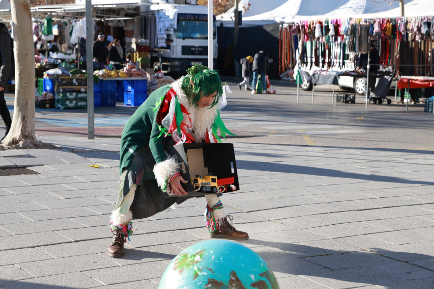 Animación en el Mercadillo Municipal, intervenciones teatralizadas