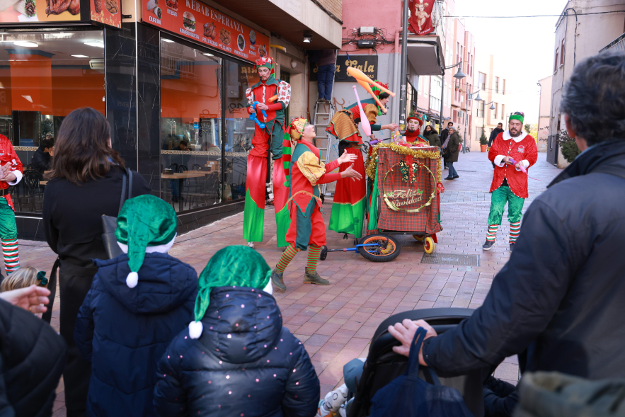 Visita de Papá Noel y Gran Pasacalle de Imagina Kids, Pasacalle