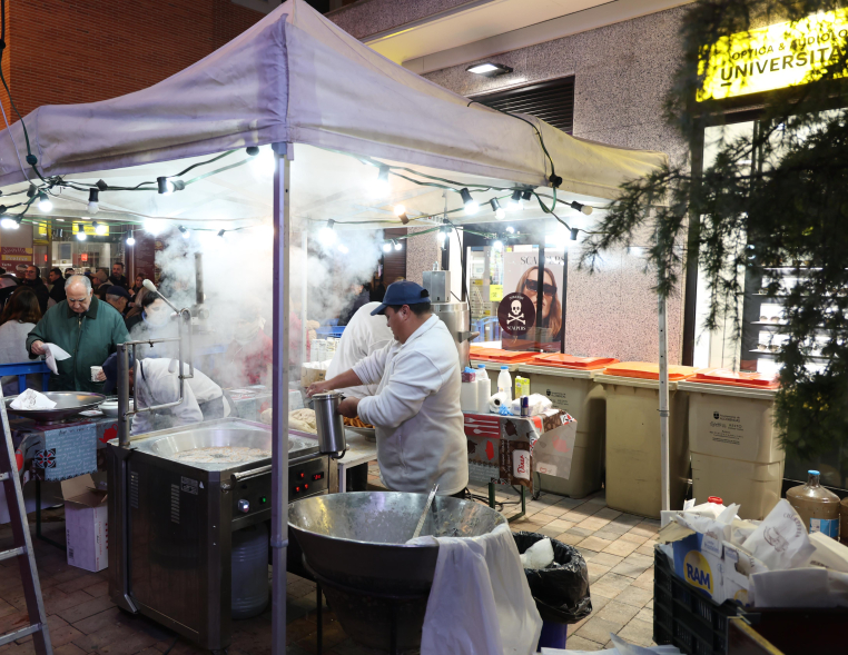 Pregón de las Fiestas de la Virgen de la Paz 2025, reparto de chocolate y churros