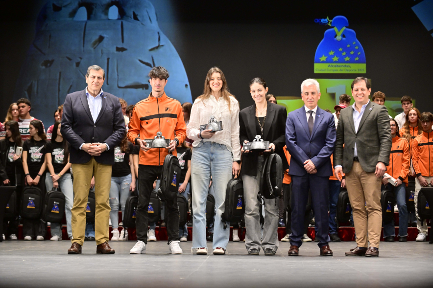 Gala del Deporte 2024, entrega de premios fotografía de familia