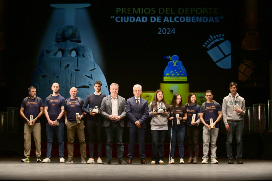 Gala del Deporte 2024, entrega de premios fotografía de familia