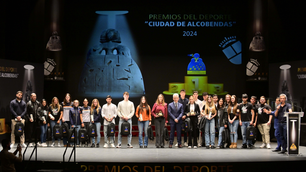 Gala del Deporte 2024, entrega de premios fotografía de familia