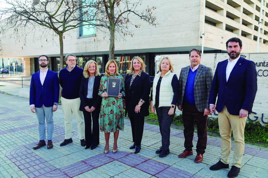 Mejoras accesos, alcaldesa y concejales junto con representantes de las entidades de conservación del Distrito Urbanizaciones