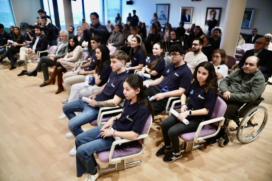 Entrega de becas a los deportistas de Alcobendas, asistentes al acto