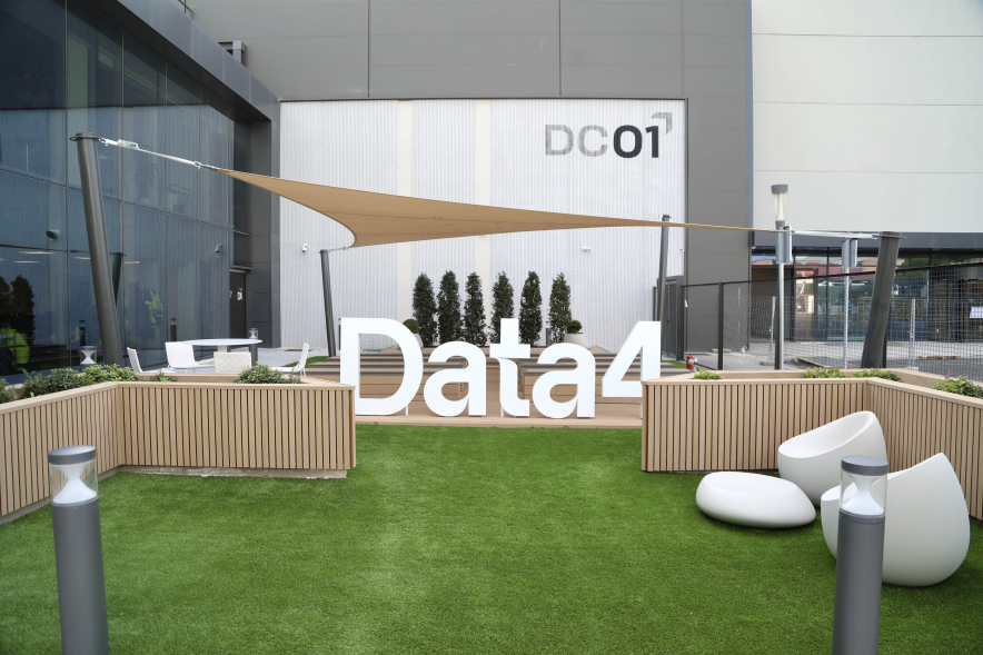 Visita a la empresa DATA4, instalaciones DATA4