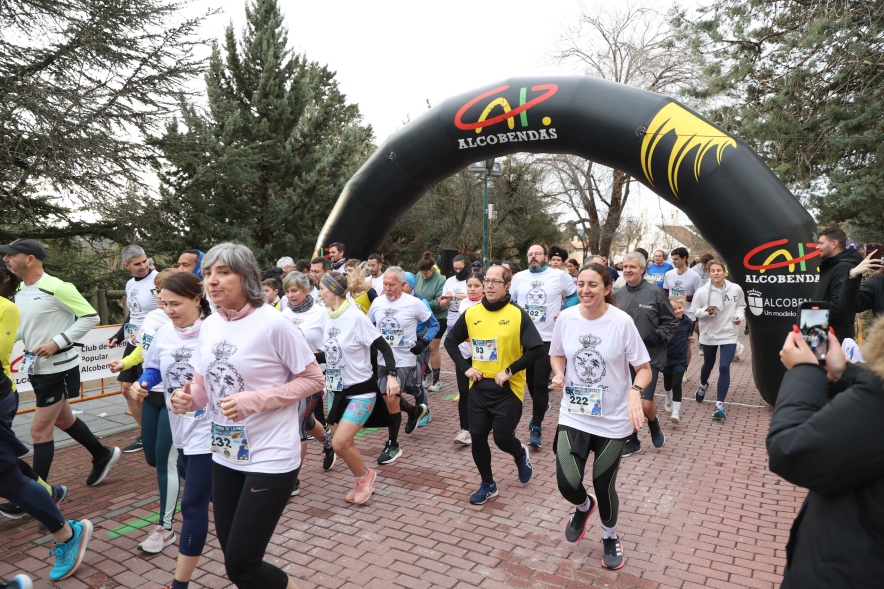 I Carrera Solidaria "5K Virgen de la Paz", corredores en la salida