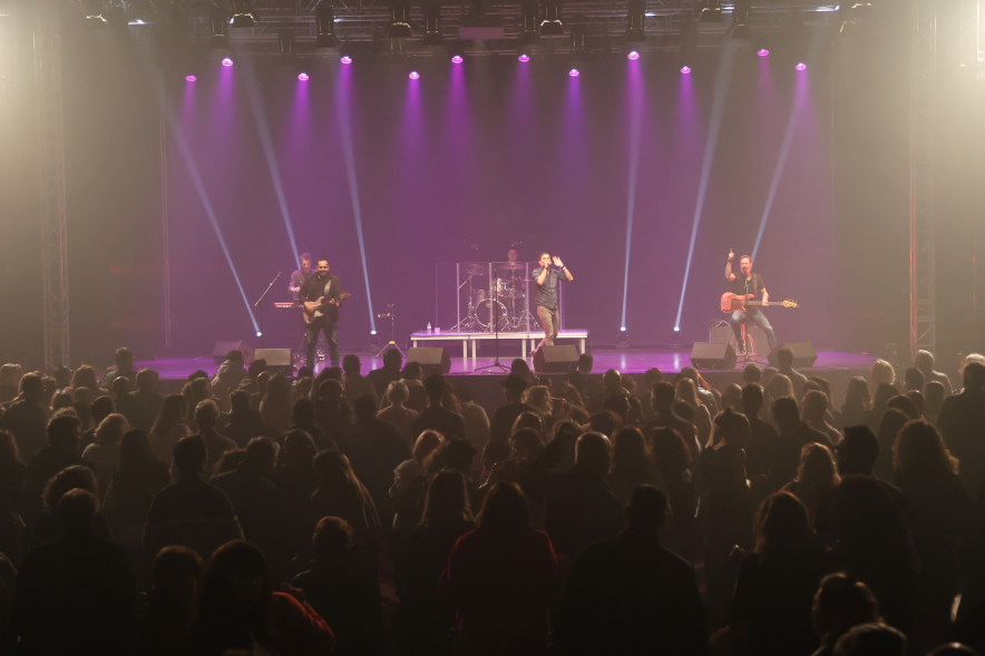 Noches en La Esfera: Metropop, concierto