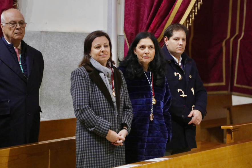 Entrega del bastón de mando al prioste mayor, concejales