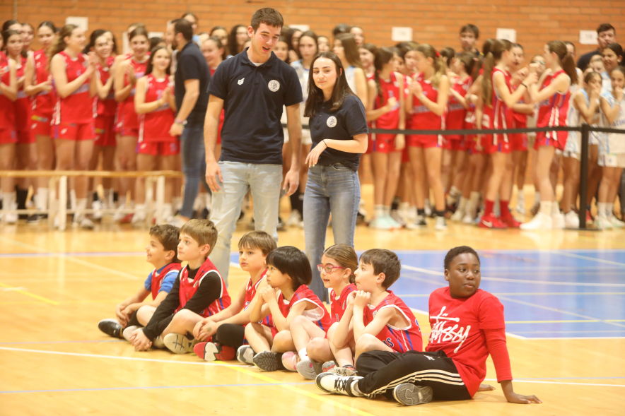 Presentación equipos Club Baloncesto Alcobendas, posado