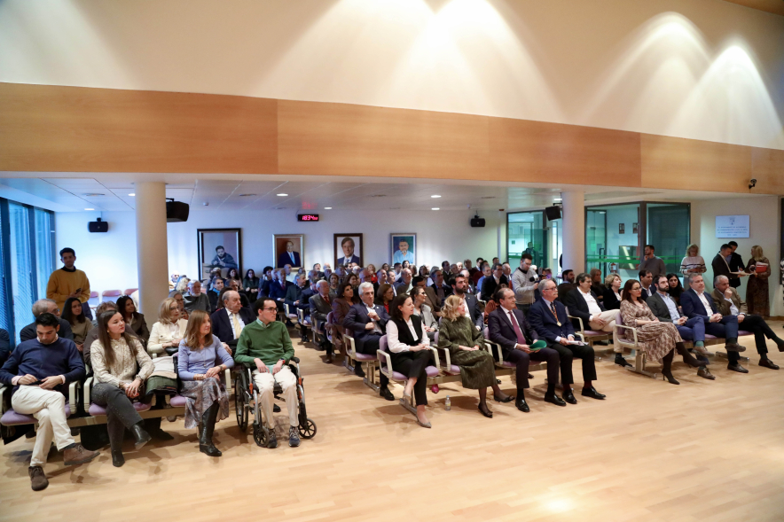 Toma de posesión del nuevo "Cronista Oficial de la Villa de Alcobendas", vista general asistentes