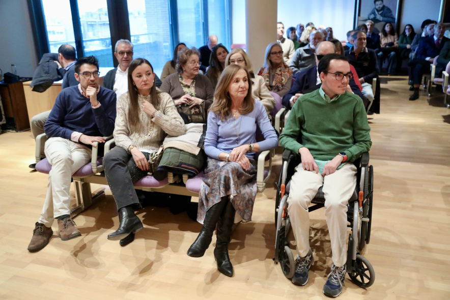 Toma de posesión del nuevo "Cronista Oficial de la Villa de Alcobendas", vista general asistentes