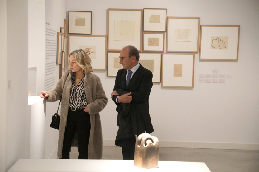 Inauguración exposición "Poesía es construcción", de Eduardo Chillida, visita a la exposición