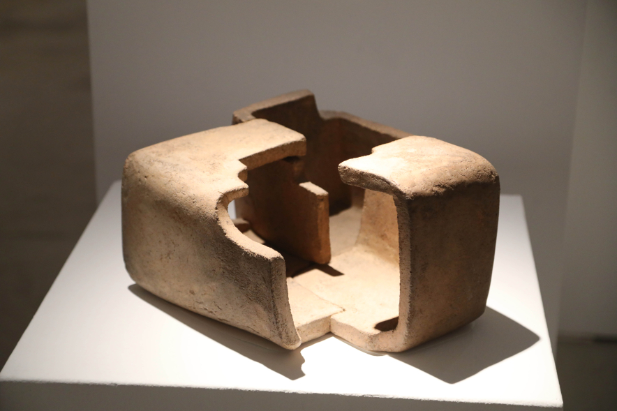 Inauguración exposición "Poesía es construcción", de Eduardo Chillida, escultura