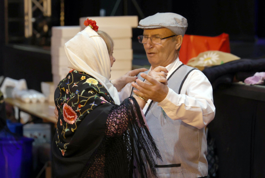 Día de la Comunidad de Madrid, chulapos bailando