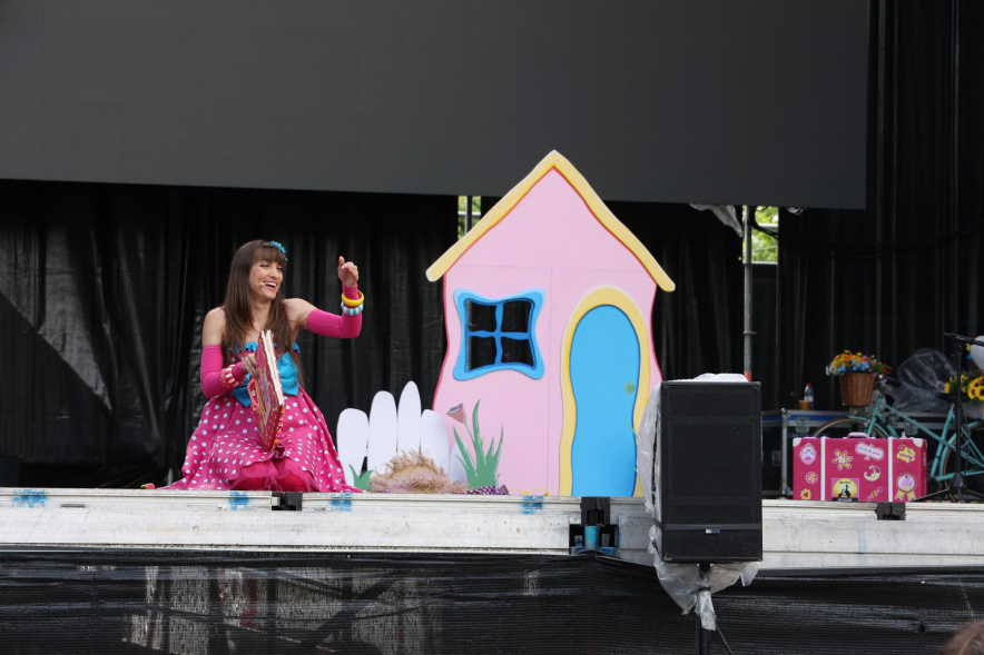 Espectáculo familiar "Lola toc toc", actuación teatral