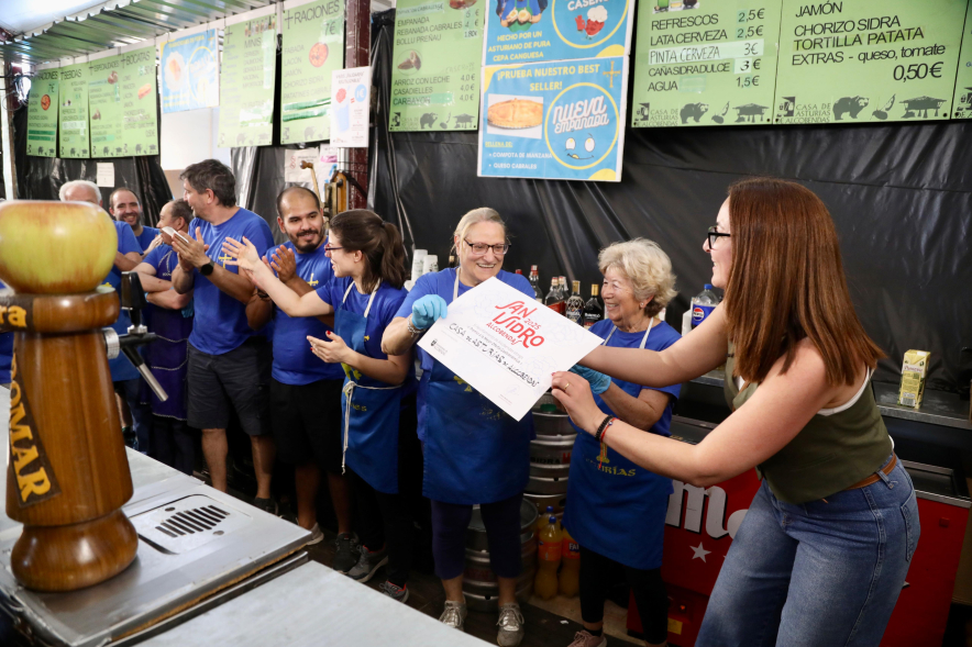 Premios  de las casetas, premio mejor oferta gastronómica casa de Asturias de Alcobendas