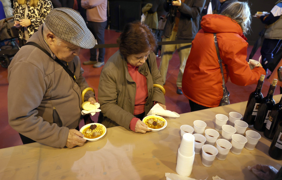 Día de la Comunidad de Madrid, reparto de cocido