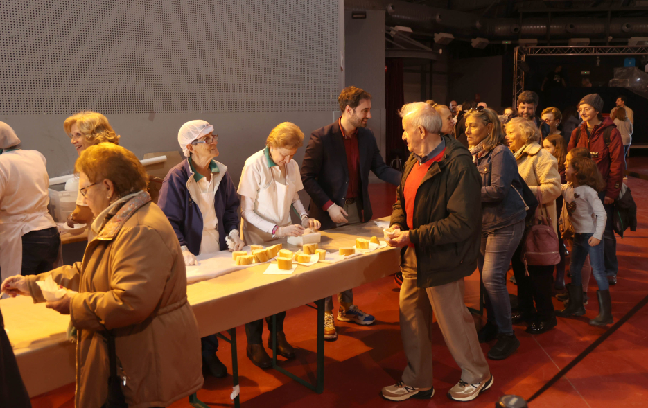 Día de la Comunidad de Madrid, reparto de cocido