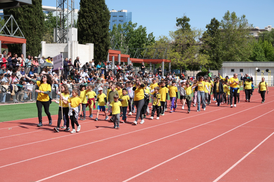 I Olimpiada Escolar, desfile participantes