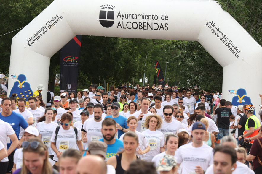 XVI Carrera de las Capacidades, participantes corriendo